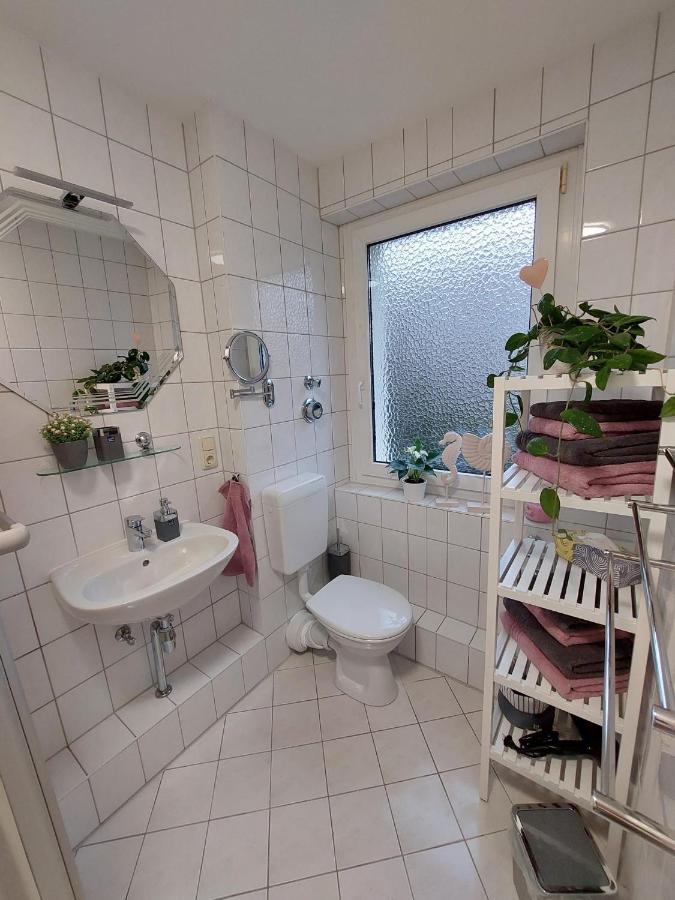 Helles Modern Eingerichtetes Apartment Halle  Extérieur photo